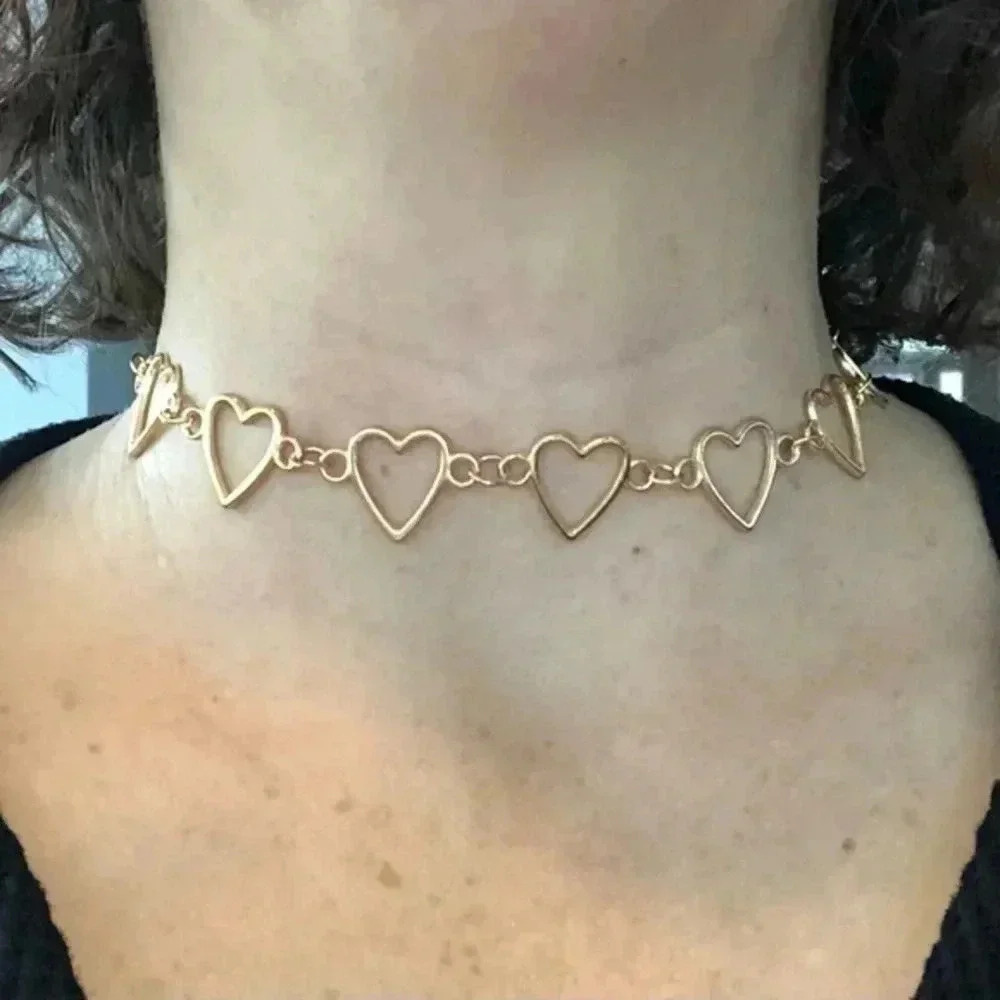 Gold Hollow Heart Choker Necklace NWT